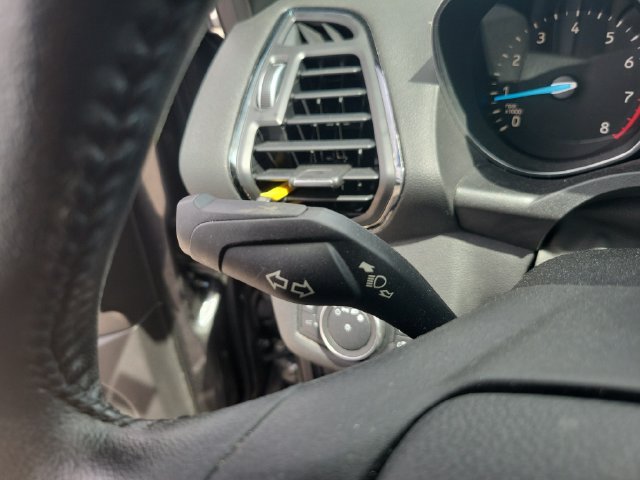 Certified 2019 Ford Escape Titanium w/ U9j03 - Titanium Tow Package AWD/4WD image 26