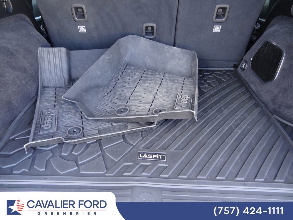 Used 2024 Jeep Grand Cherokee Trailhawk w/ Advanced Protech Group II AWD/4WD image 9