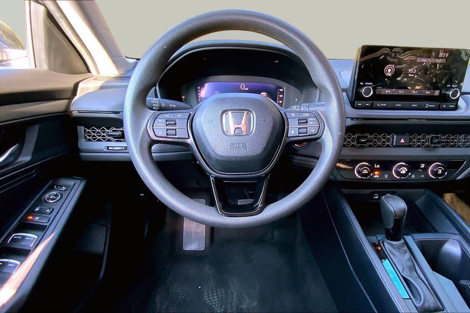 Used 2025 Honda Accord LX image 5