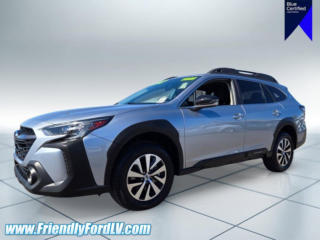 Used 2025 Subaru Outback Premium AWD/4WD image 3