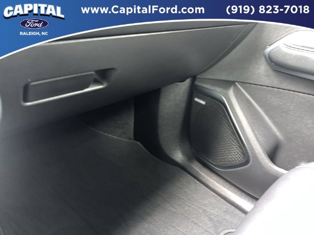 Used 2026 GMC Acadia Elevation w/ Elevation Premium Package FWD image 27