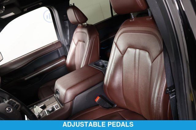 Certified 2024 Ford Expedition Limited AWD/4WD image 8