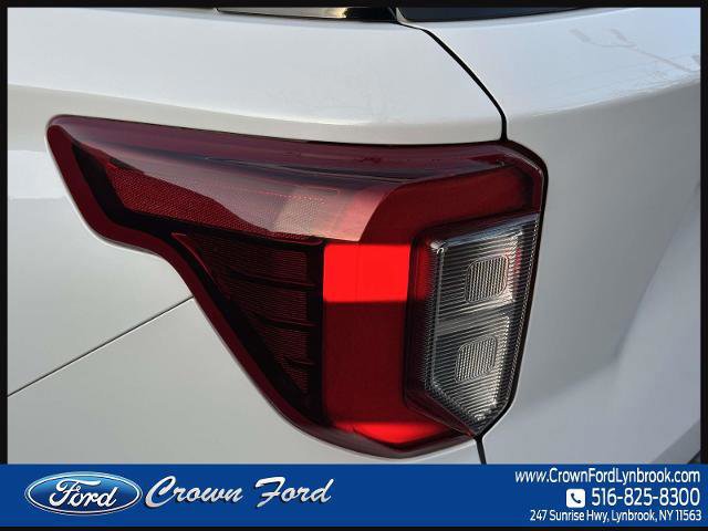 Certified 2022 Ford Explorer ST w/ Equipment Group 401A image 10
