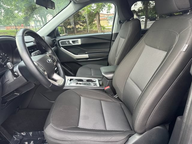 Certified 2022 Ford Explorer XLT w/ Class IV Trailer Tow Package AWD/4WD image 32
