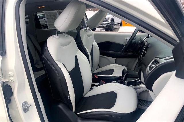 Used 2019 Jeep Compass Latitude w/ Popular Equipment Group image 7