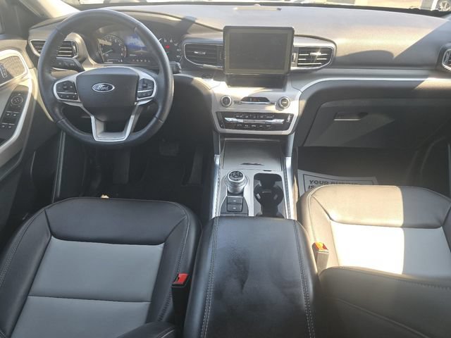 Certified 2023 Ford Explorer XLT w/ Equipment Group 202A AWD/4WD image 21