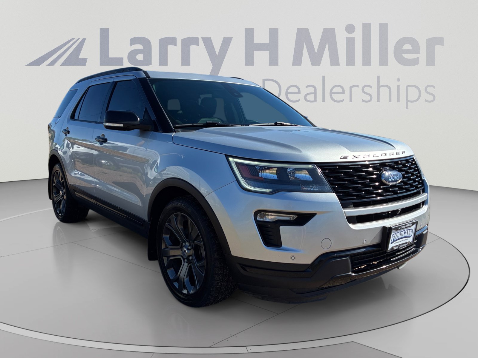 Certified 2018 Ford Explorer Sport w/ Equipment Group 401A AWD/4WD image 7
