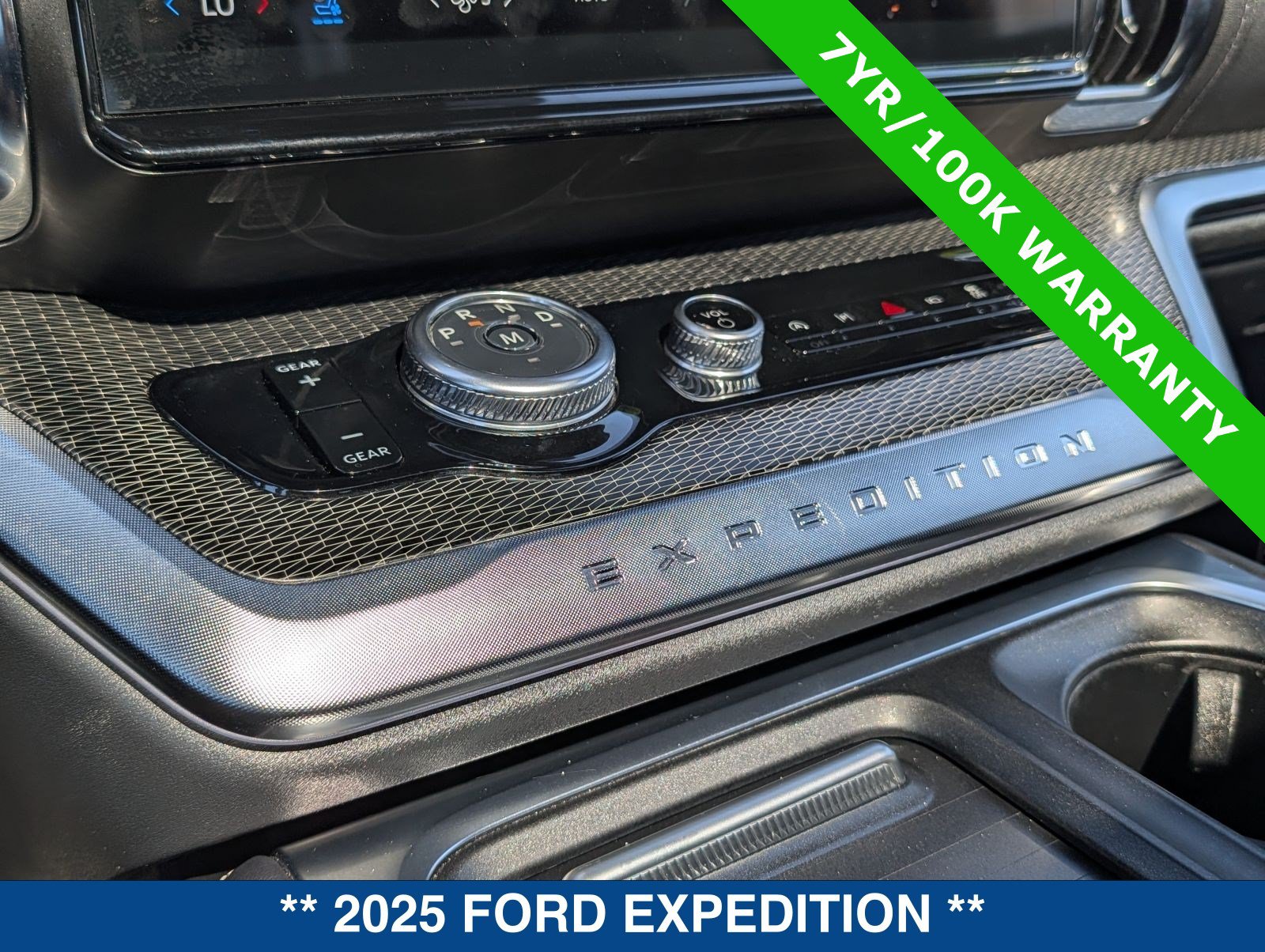 Certified 2025 Ford Expedition Platinum w/ Stealth Performance Package AWD/4WD image 37