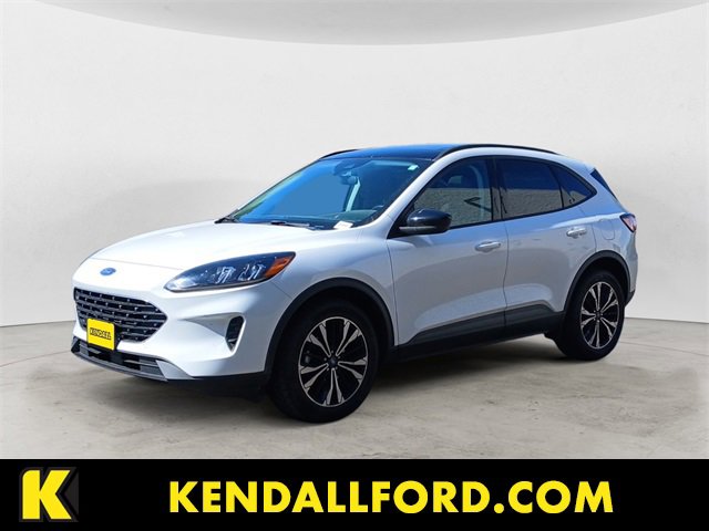 Certified 2022 Ford Escape SE w/ SE Sport Appearance Package