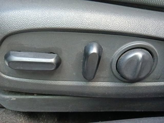 Used 2022 Chevrolet TrailBlazer RS w/ Sun and Liftgate Package image 17