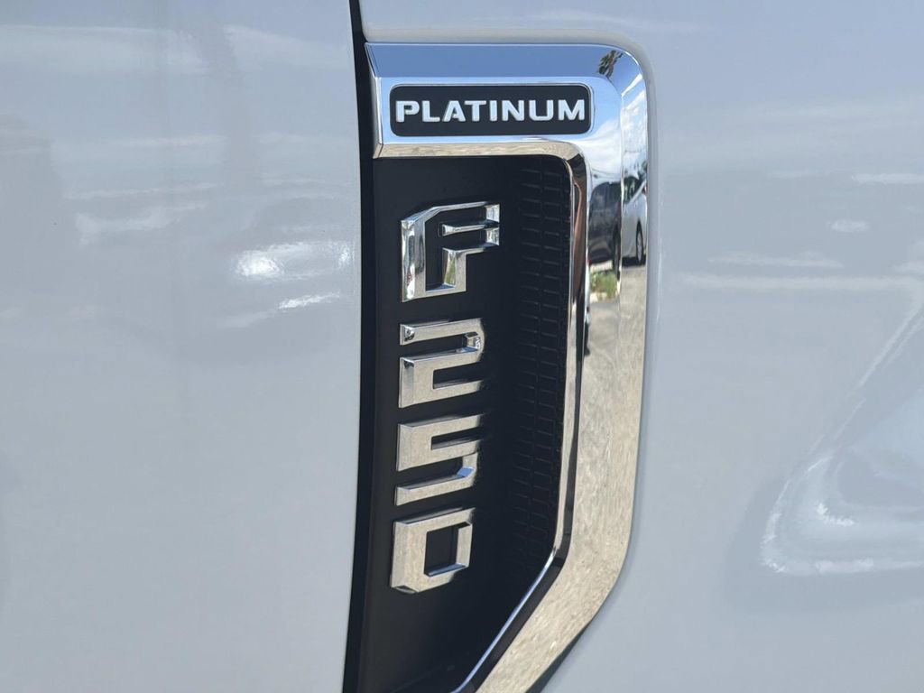 Certified 2022 Ford F250 Platinum AWD/4WD image 30