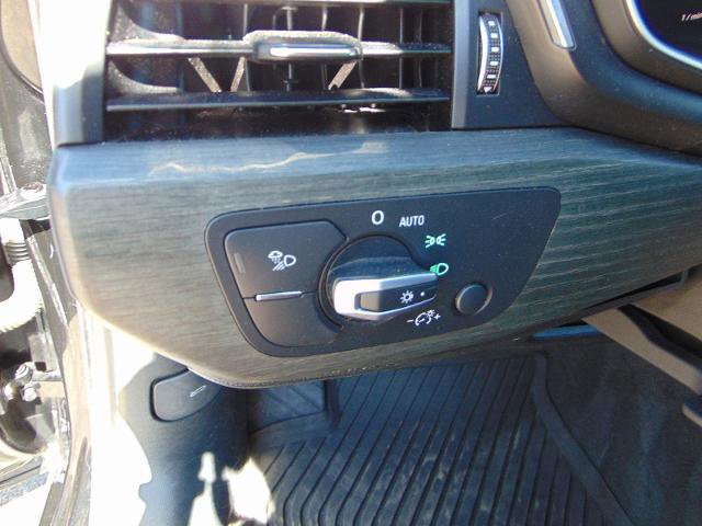 Used 2021 Audi A4 2.0T allroad Premium Plus w/ Premium Plus Package image 17