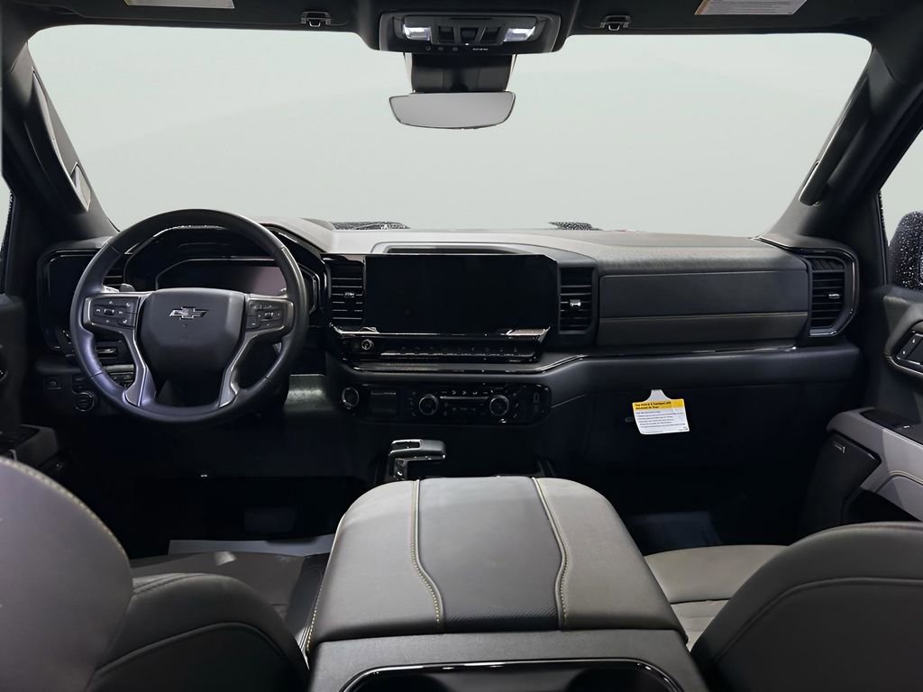 Used 2025 Chevrolet Silverado 1500 ZR2 w/ Technology Package image 15