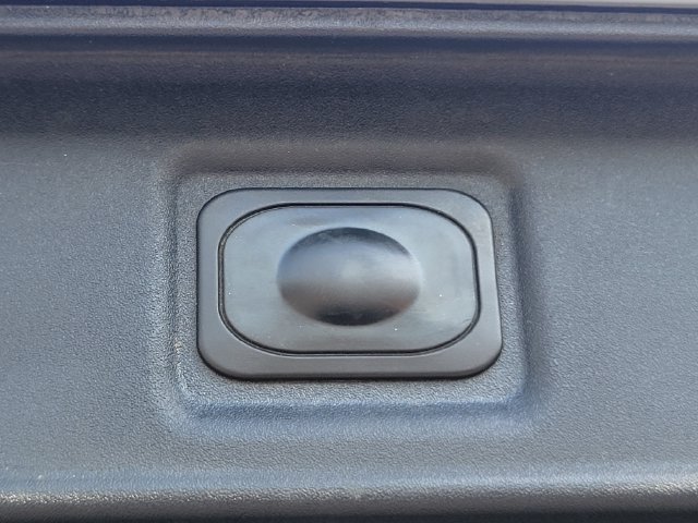 Certified 2025 Ford Mustang Mach-E Select RWD image 9