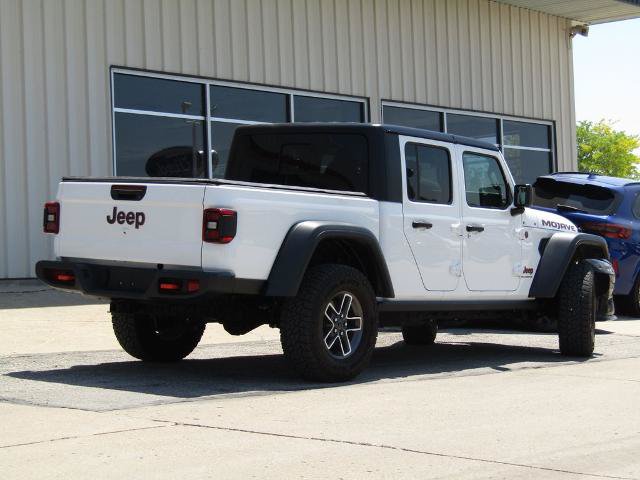 Used 2024 Jeep Gladiator Mojave AWD/4WD image 3