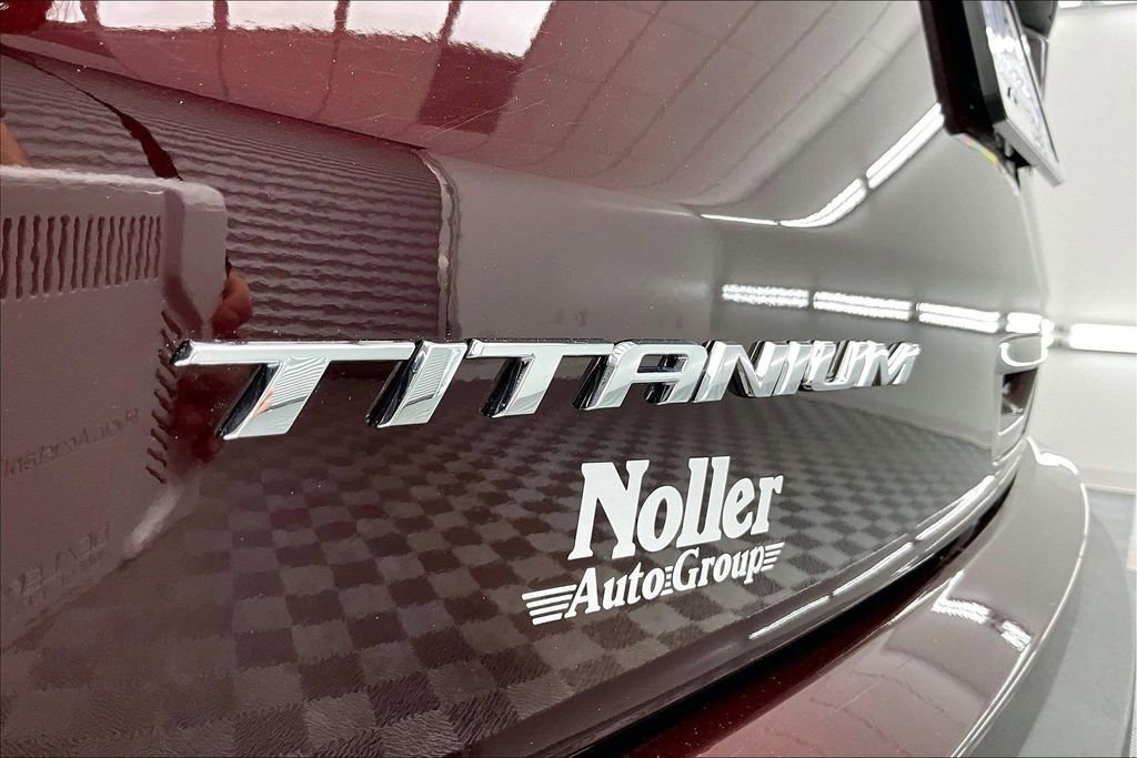 Certified 2024 Ford Edge Titanium w/ Equipment Group 301A image 10