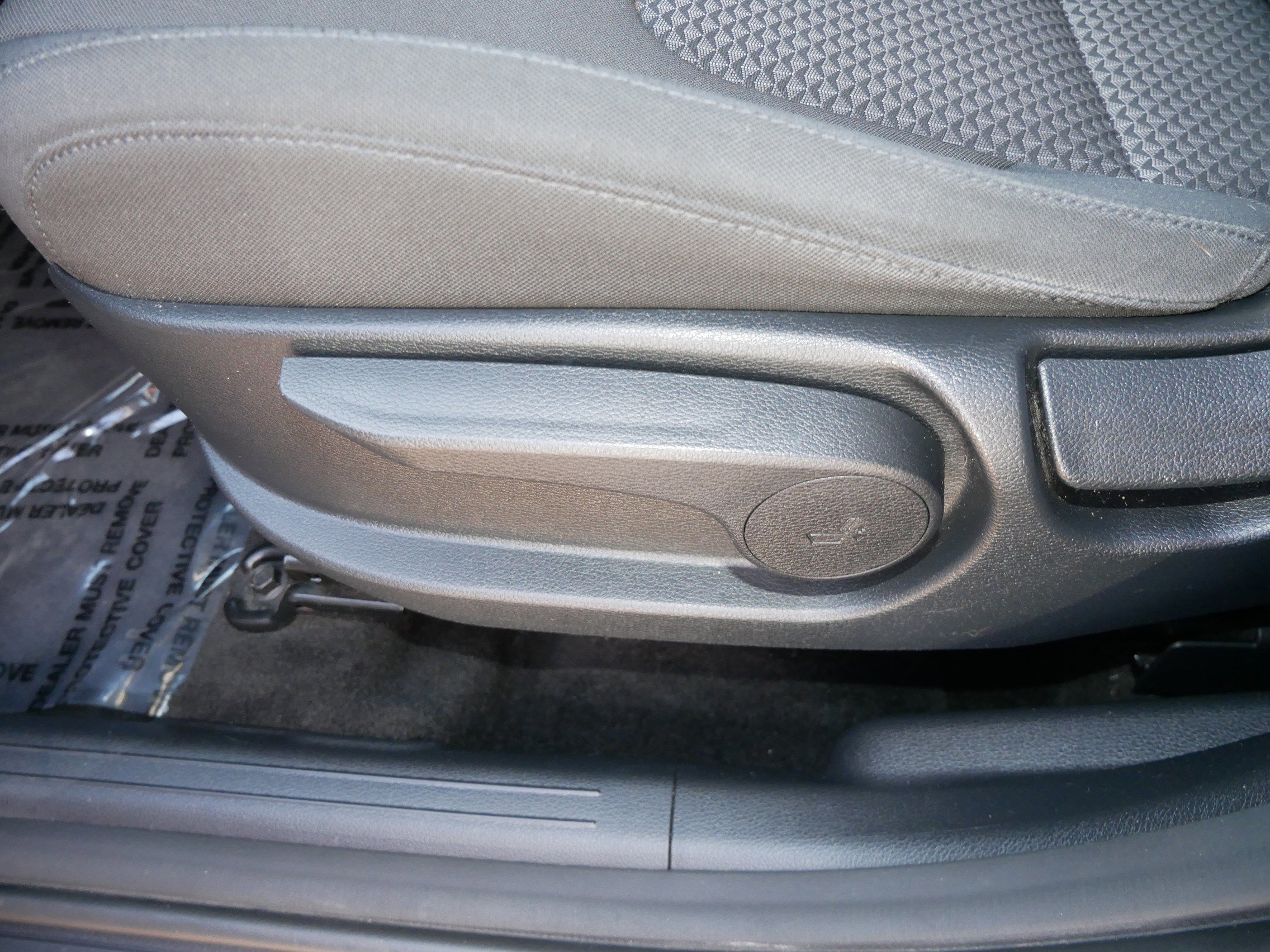 Used 2023 Kia Sportage LX image 19