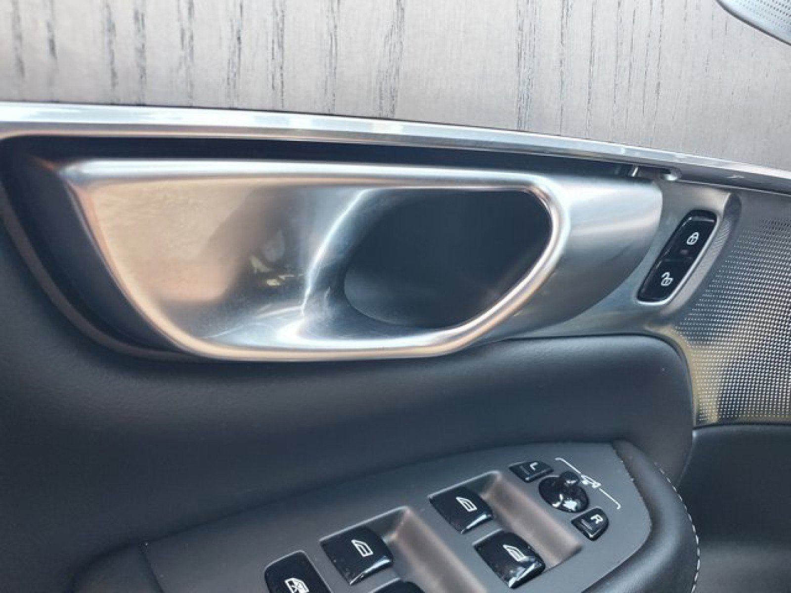 Used 2020 Volvo XC90 T6 Inscription image 16