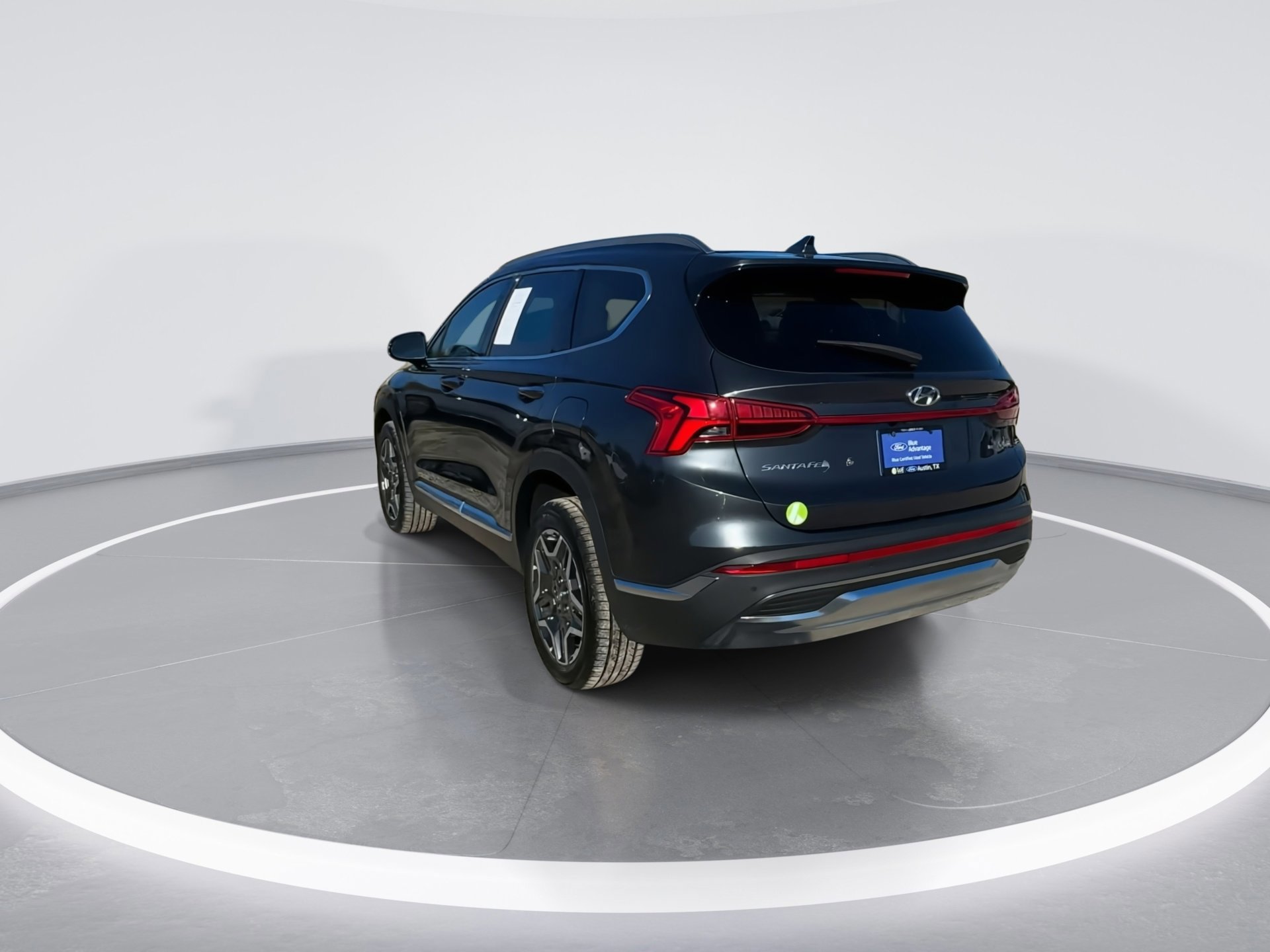 Used 2023 Hyundai Santa Fe Limited image 9