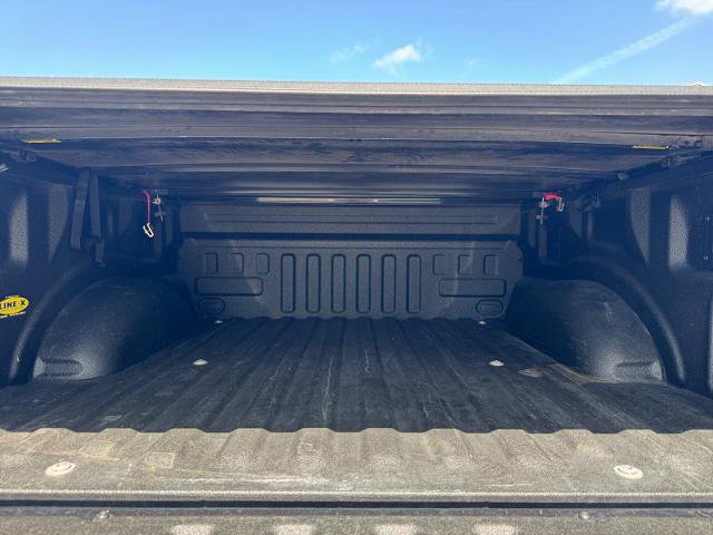 Certified 2019 Ford F150 Platinum w/ Equipment Group 701A Luxury AWD/4WD image 17