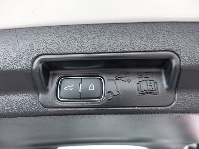 Certified 2025 Ford Explorer Active AWD/4WD image 29