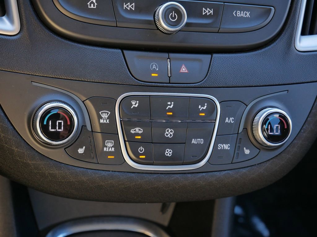 Used 2024 Chevrolet Malibu LT FWD image 23