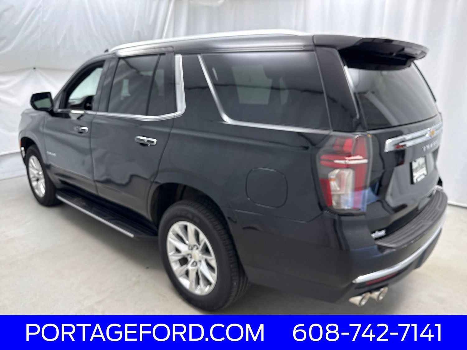 Used 2023 Chevrolet Tahoe Premier AWD/4WD image 5