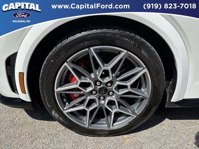 Certified 2025 Ford Mustang Mach-E GT image 12