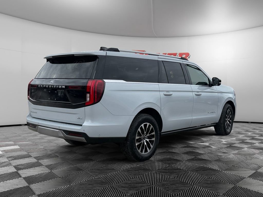 Certified 2025 Ford Expedition Max Platinum image 5