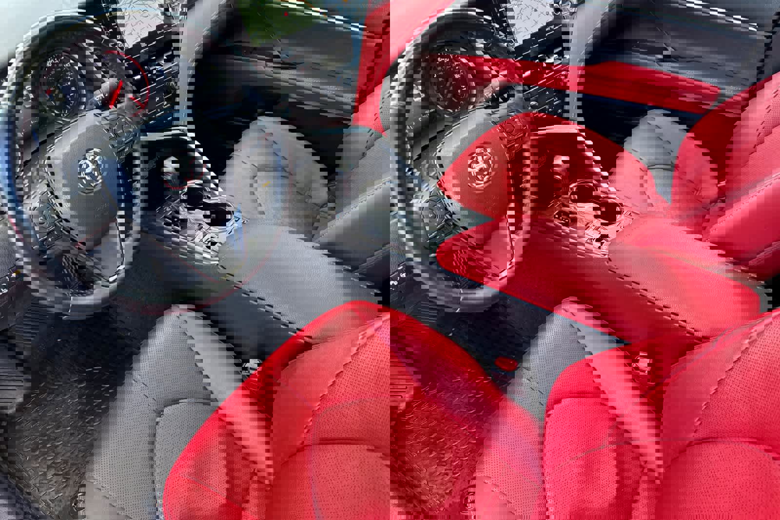 Used 2021 Toyota Camry XSE w/ Navigation Package image 11