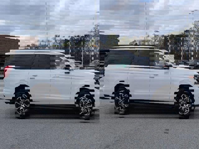 Certified 2025 Ford Expedition Max Active image 6