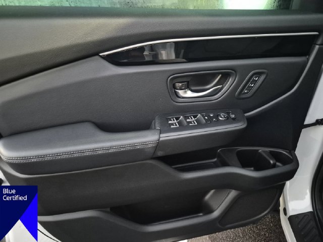 Used 2025 Honda Pilot EX-L image 12