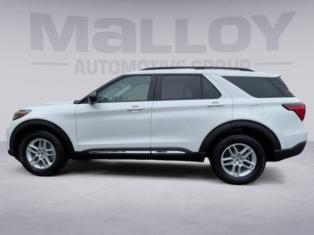 Certified 2025 Ford Explorer Active AWD/4WD image 2