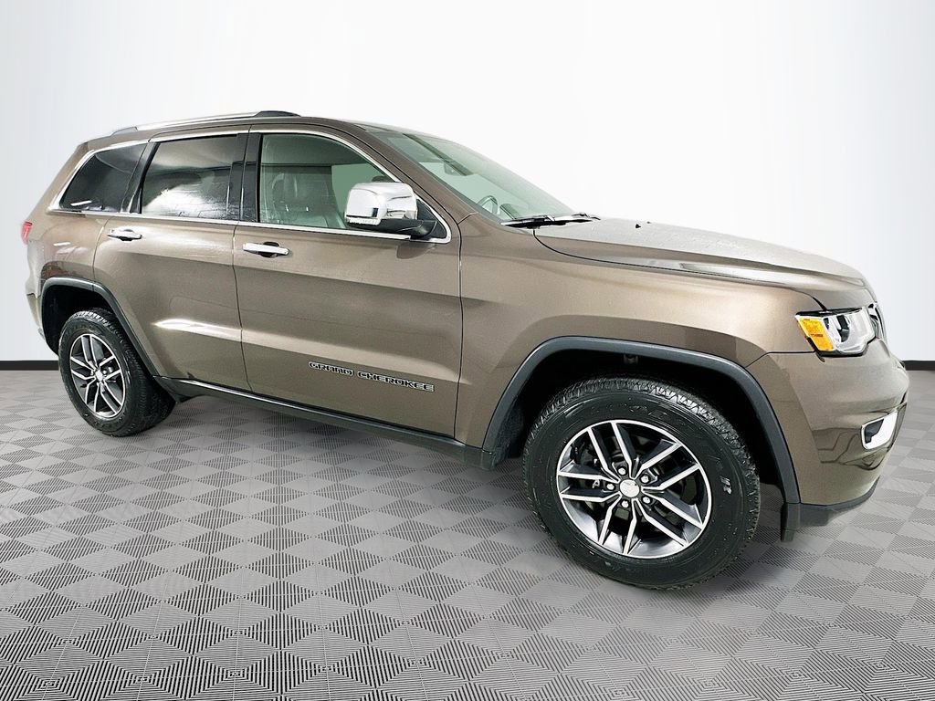 Used 2017 Jeep Grand Cherokee Limited AWD/4WD image 11