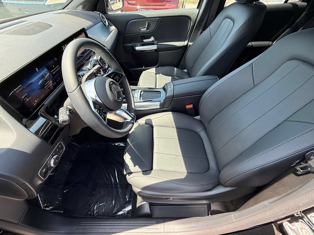 Used 2025 Mercedes-Benz GLA 250 image 17
