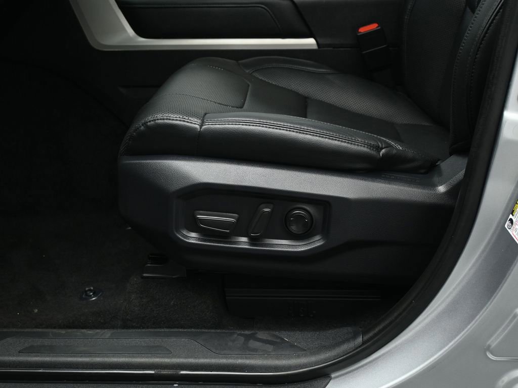 Used 2022 Toyota Tundra Limited image 34
