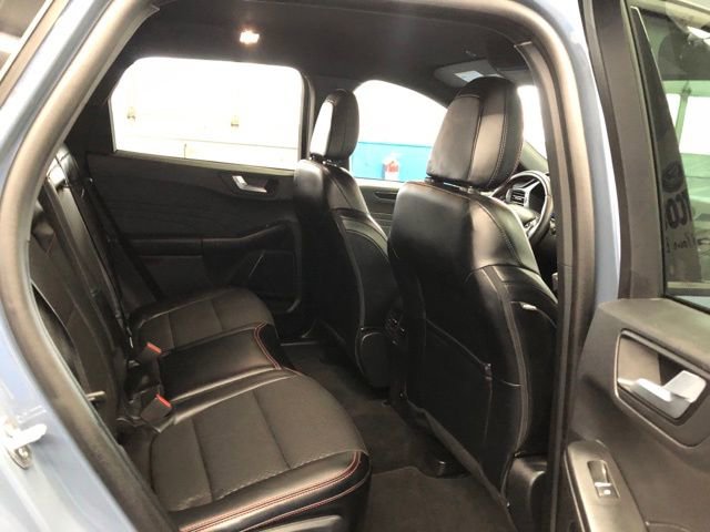 Certified 2025 Ford Escape ST-Line Elite image 28