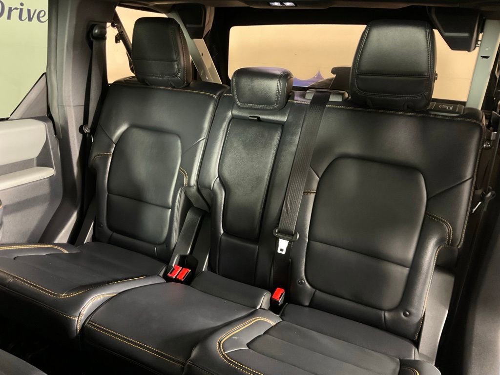 Certified 2023 Ford Bronco Badlands w/ Sasquatch Package AWD/4WD image 16