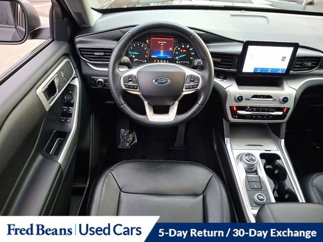 Certified 2022 Ford Explorer XLT w/ Equipment Group 202A image 14