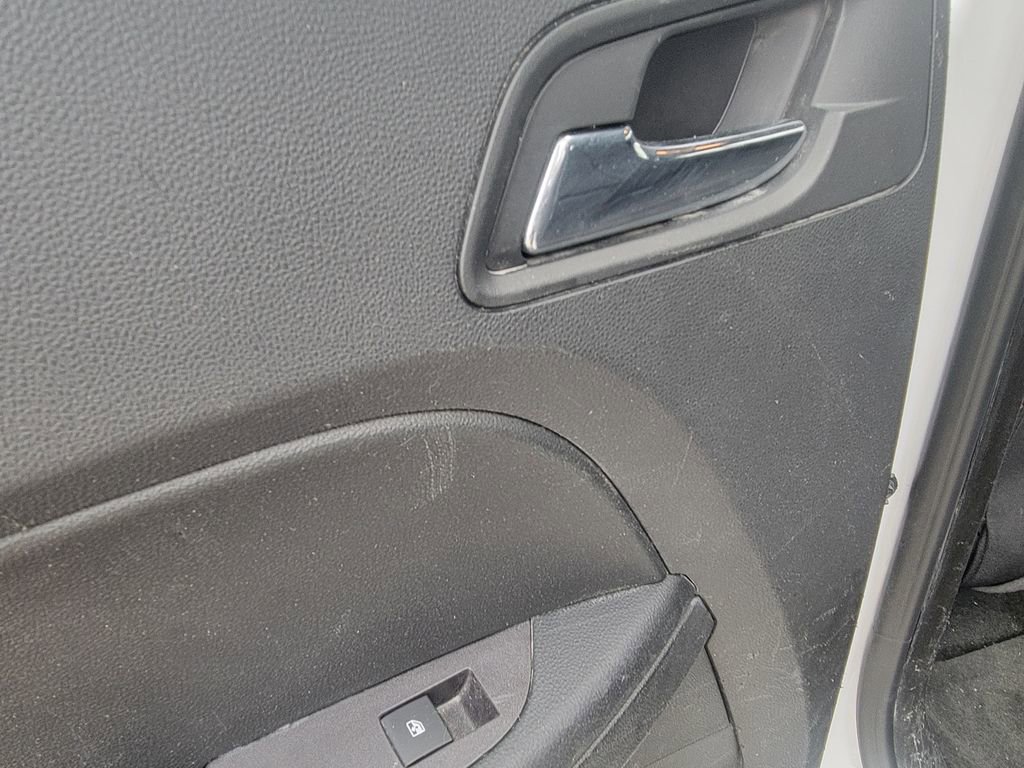 Used 2017 Chevrolet Equinox LS image 13