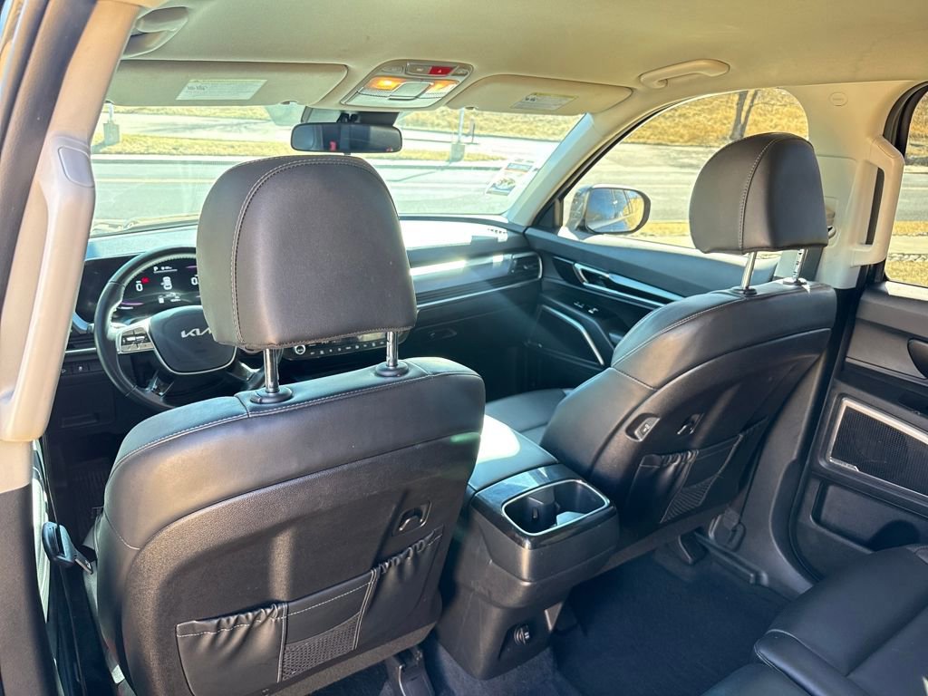 Used 2024 Kia Telluride LX image 20