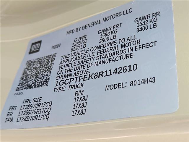 Used 2024 Chevrolet Colorado ZR2 w/ Technology Package AWD/4WD image 24