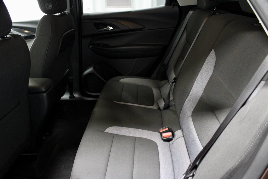 Used 2023 Chevrolet TrailBlazer LT FWD image 22