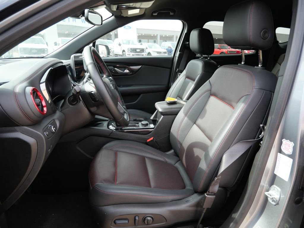 Used 2025 Chevrolet Blazer RS image 19