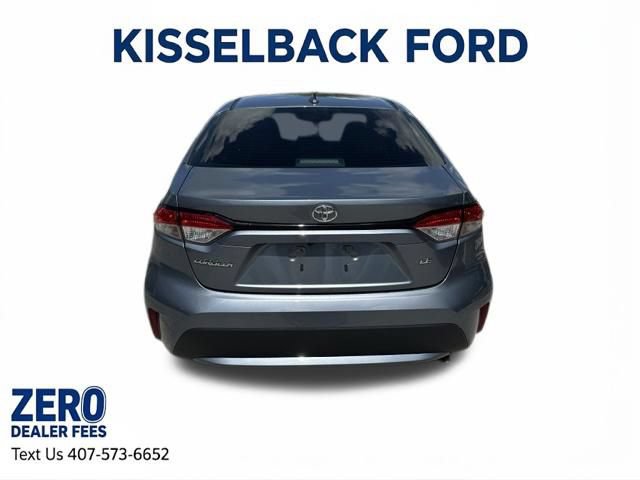 Used 2022 Toyota Corolla LE FWD image 5