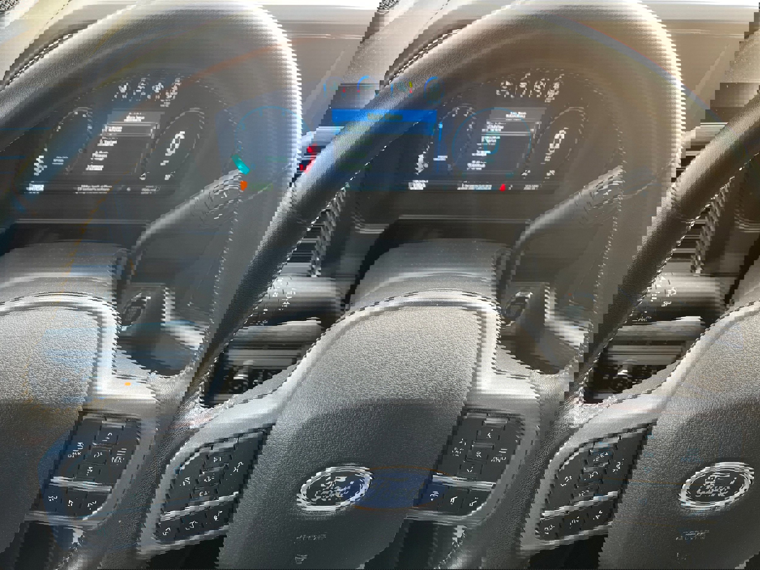 Certified 2023 Ford F250 Lariat w/ Chrome Package image 27