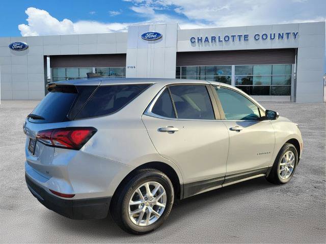 Used 2022 Chevrolet Equinox LT image 2