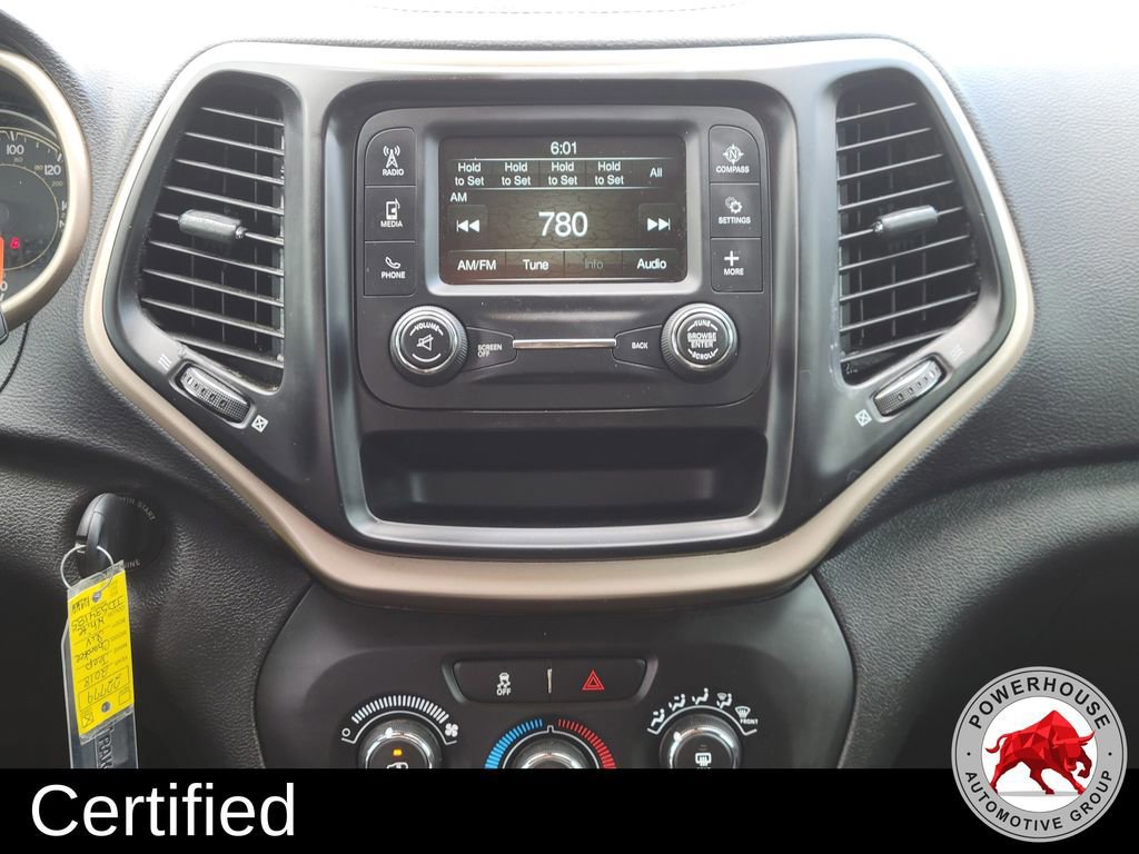 Used 2018 Jeep Cherokee Latitude image 20