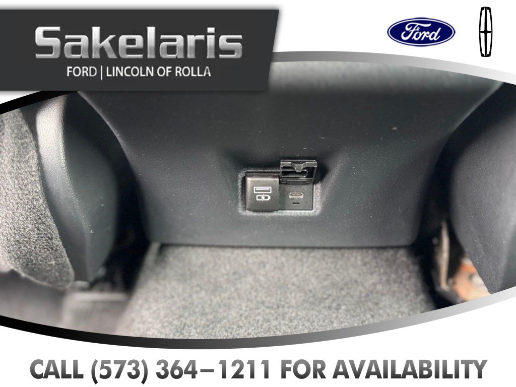 Used 2025 Toyota Camry SE FWD image 36