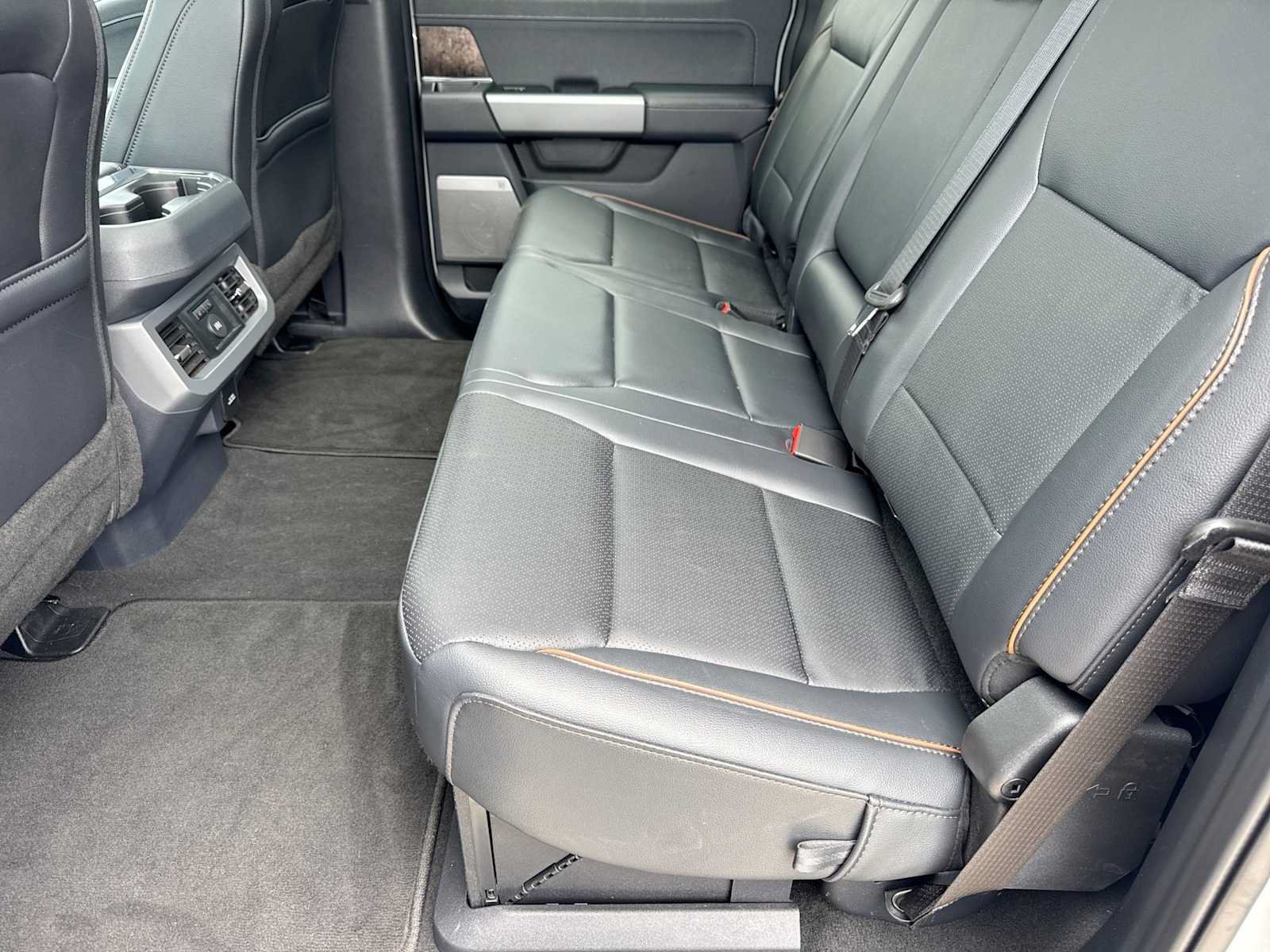 Certified 2026 Ford F350 Lariat w/ Black Appearance Package AWD/4WD image 19